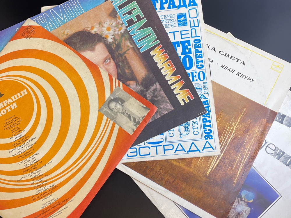 5 LP - Набор из 5 виниловых пластинок 30 см для прослушивания (случайная подборка)