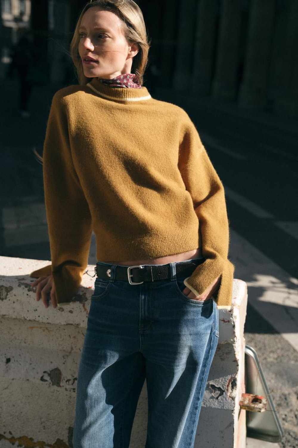 ZARA ДЖЕМПЕР С КОНТРАСТНЫМИ КАНТАМИ, ГОРЧИЧНЫЙ