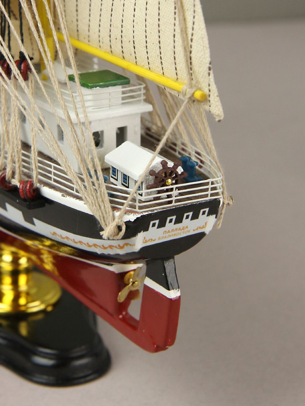 Meteor Lights Модель парусника Паллада, 52 см