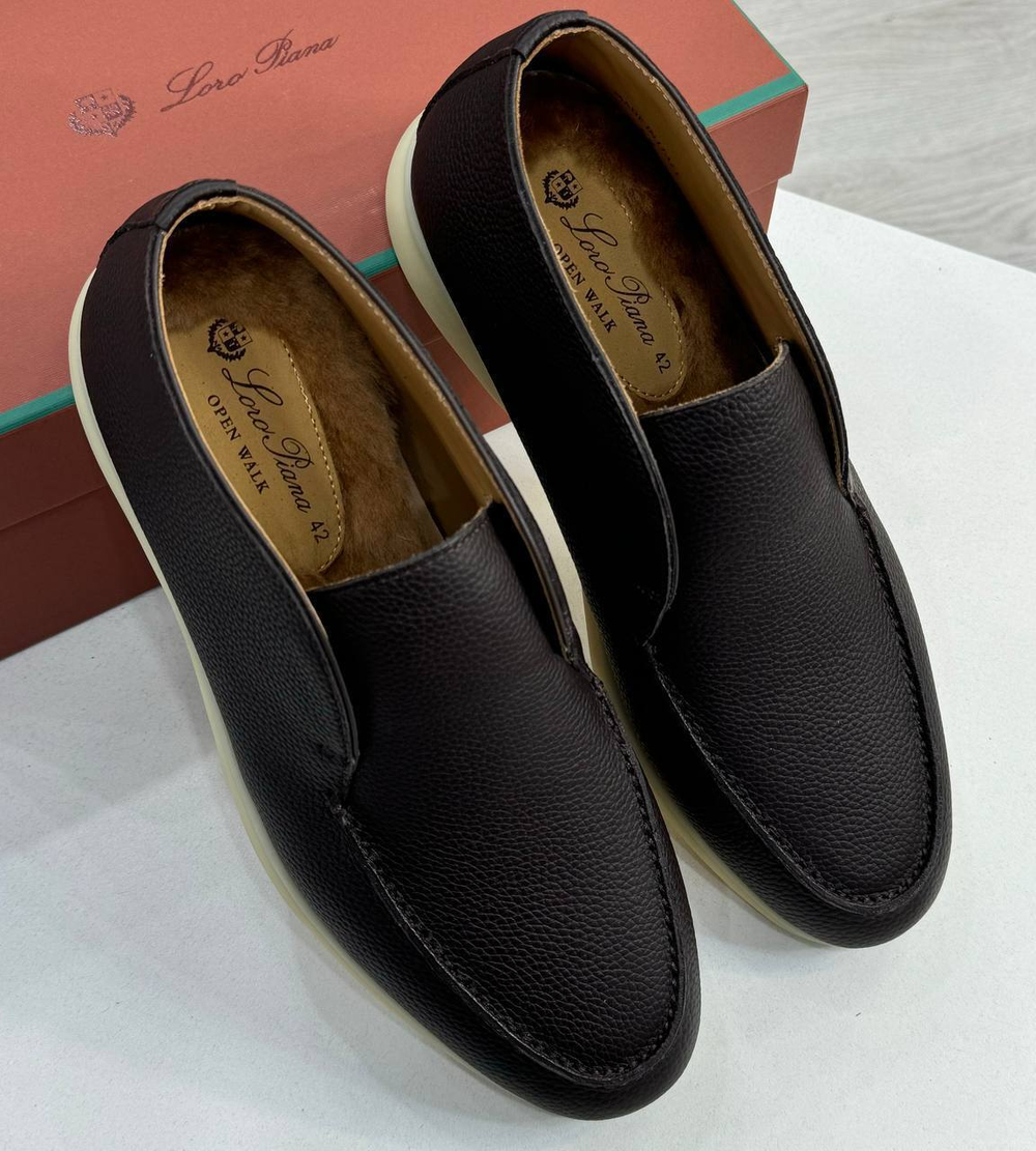 Лоферы Loro Piana с меховой стелькой