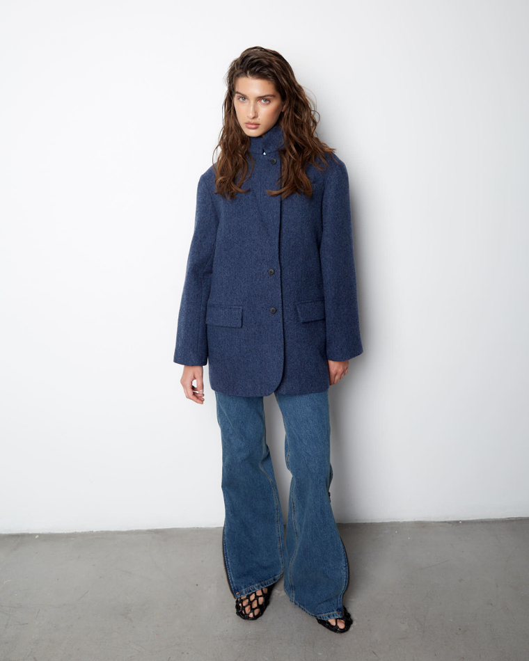 Пальто-жакет из шерсти елочка темно-синий