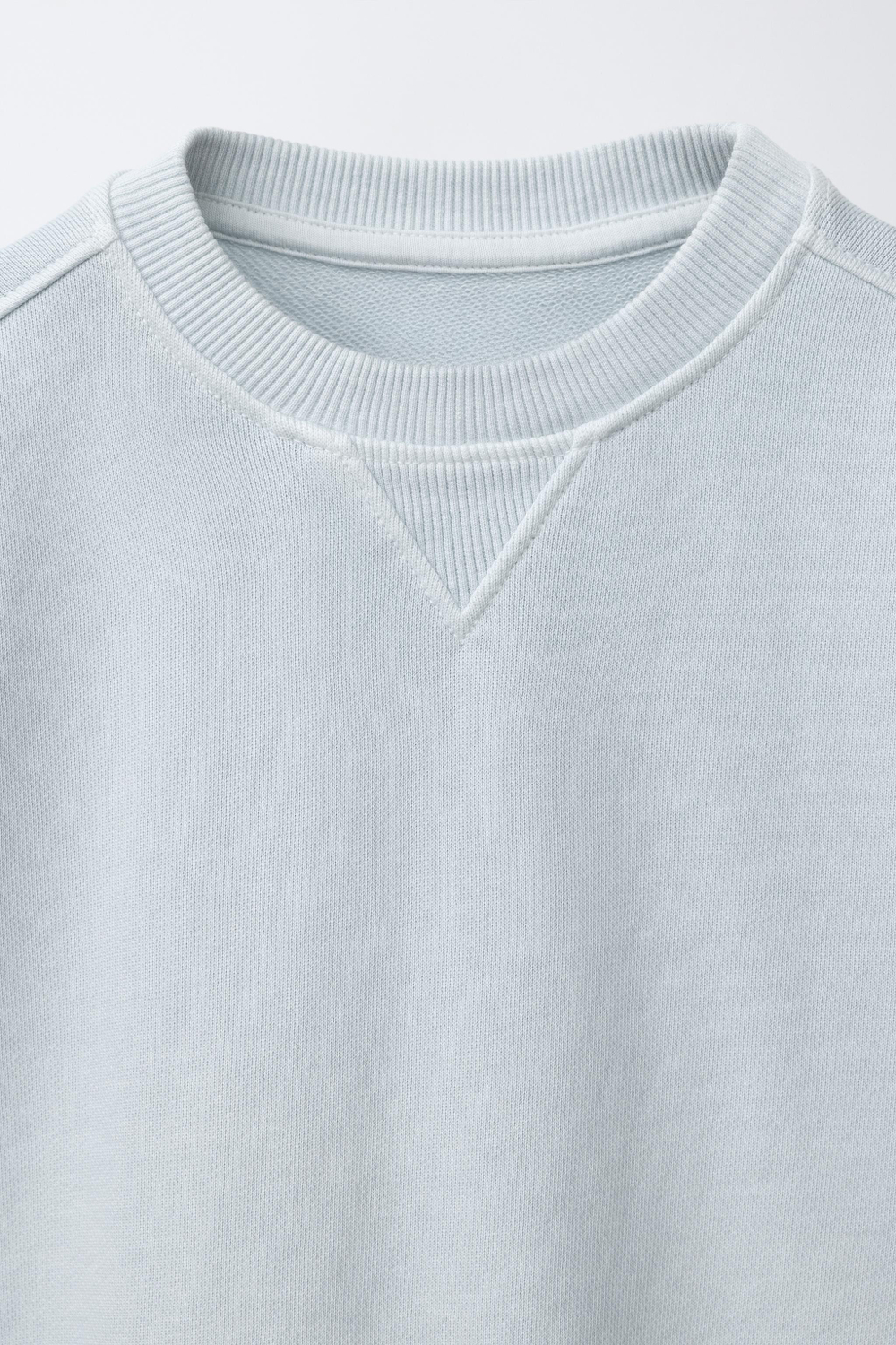 ZARA ОДНОТОННАЯ ТОЛСТОВКА ИЗ КРАШЕНОЙ ТКАНИ, ГОЛУБОЙ