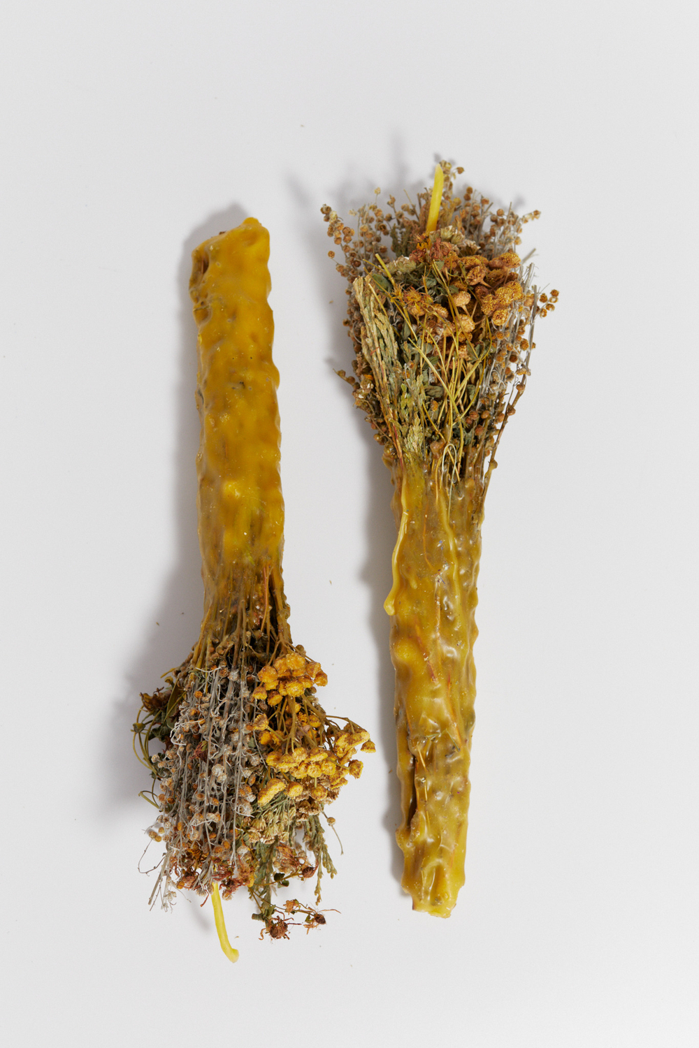 «Факел» из трав и пчелиного воска