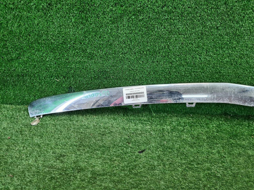 Молдинг переднего бампера Mercedes A W177 (18-22)