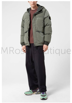 Мужской пуховик Стоун Айленд цвета хаки Stone Island Nylon Metal Down премиум класса