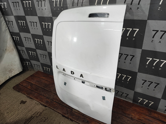 Дверь багажника левая Lada Largus 12-нв Б/У Оригинал 901010231R