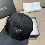 Кепка Prada