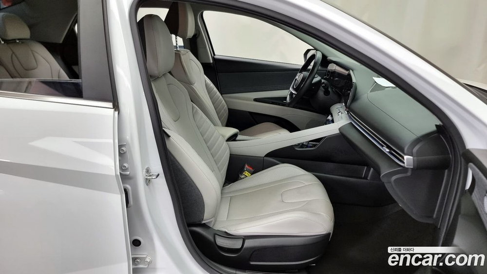 Hyundai Avante (CN7) 1.6 (05.2020)