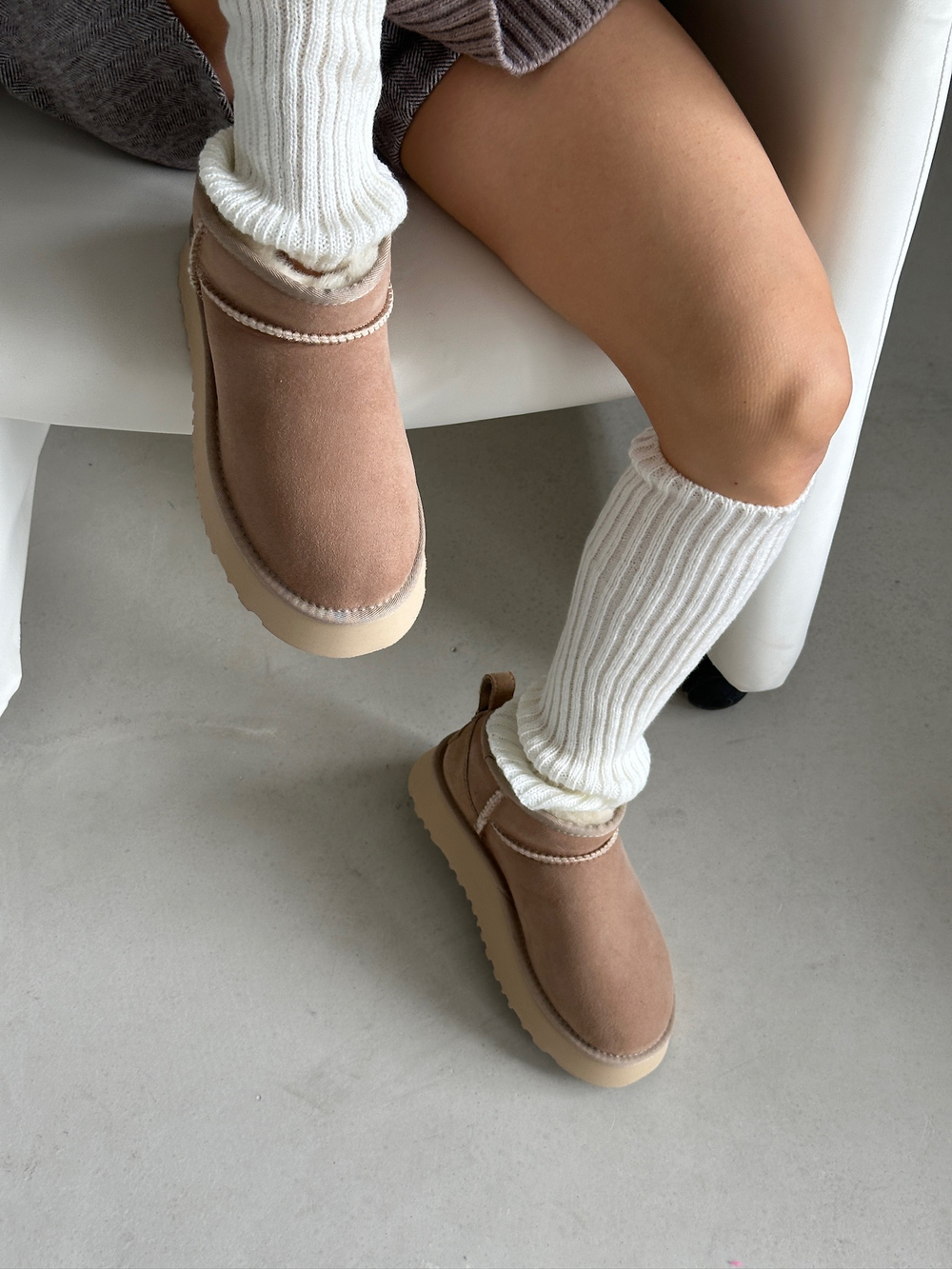 UGG W CLASSIC ULTRA MINI