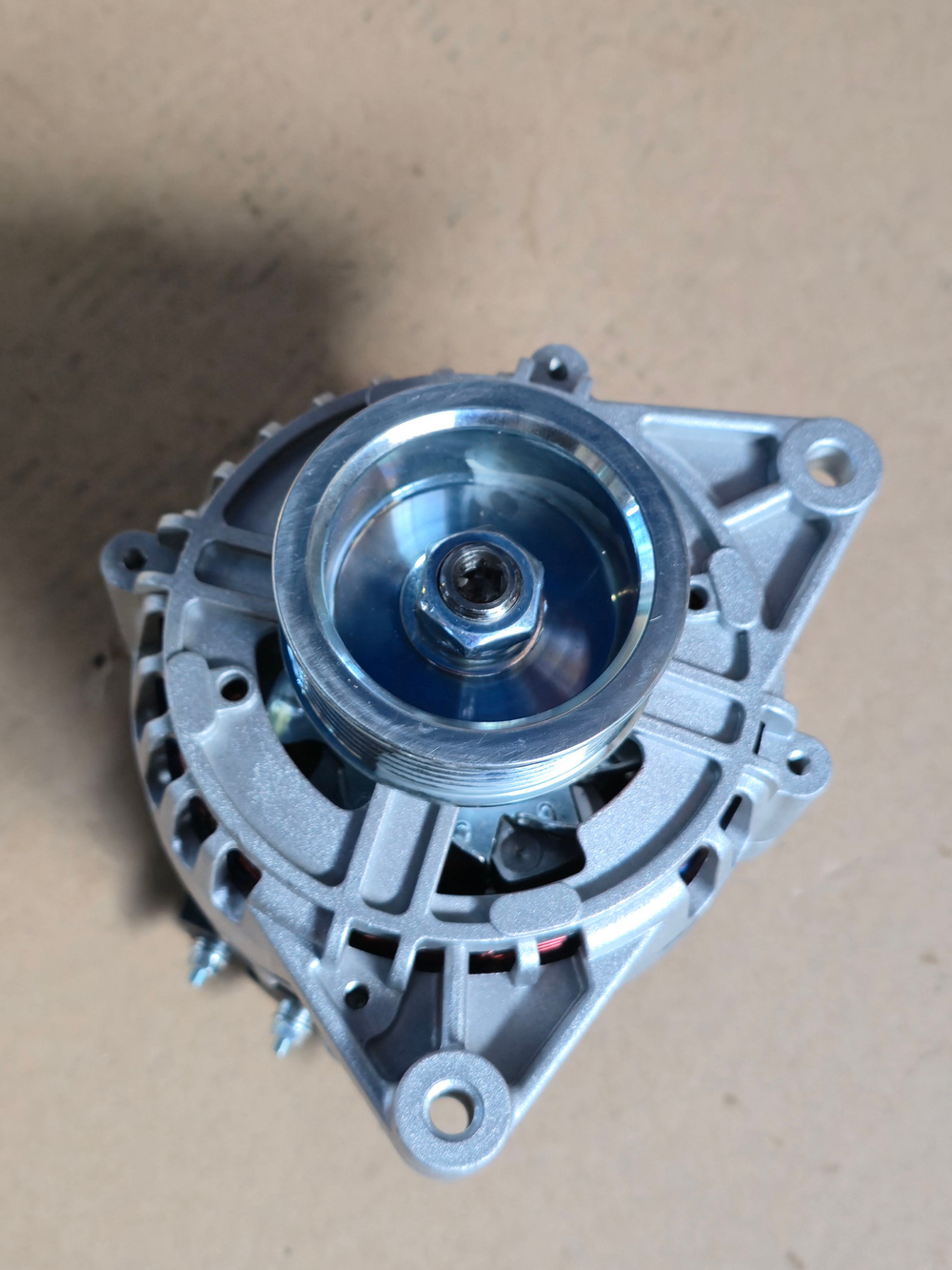 Генератор ЯМЗ-534, 536 28В 120А AVTOELECTRICA