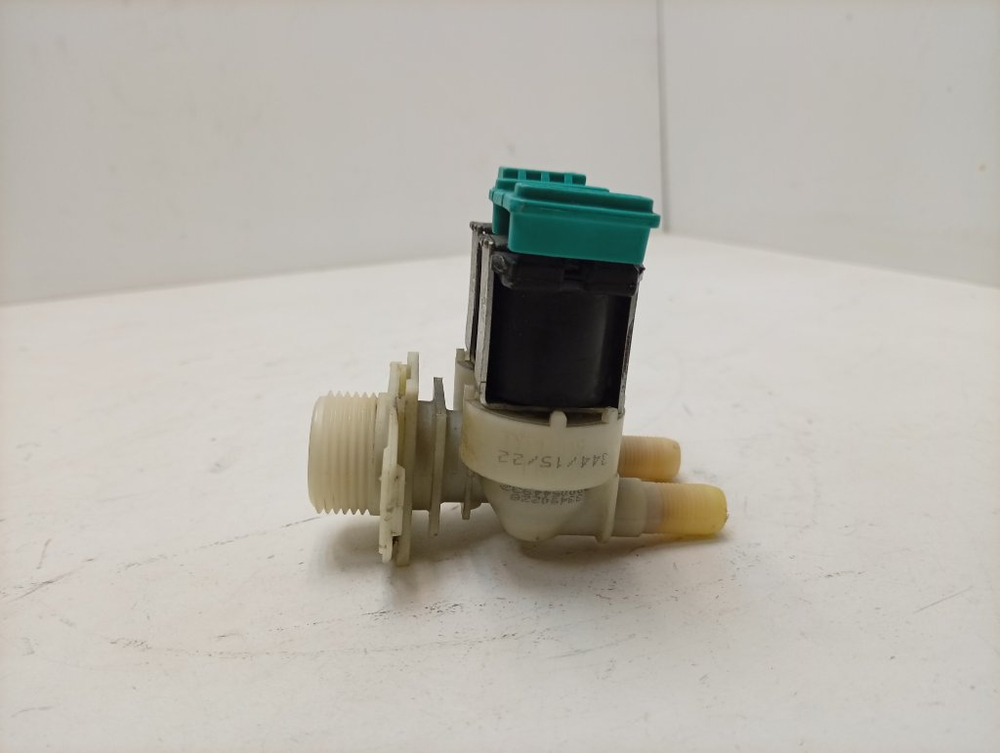 WLK24271OE/04 кт30 Клапан подачи воды для стиральных машин Bosch 2х180 9000544932 б/у