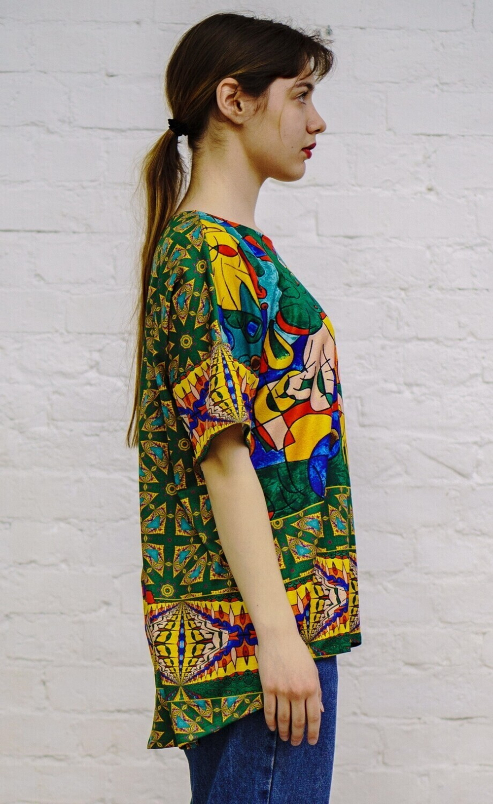 Футболка "Миро", по мотивам картины "Банкет" Жоана Миро