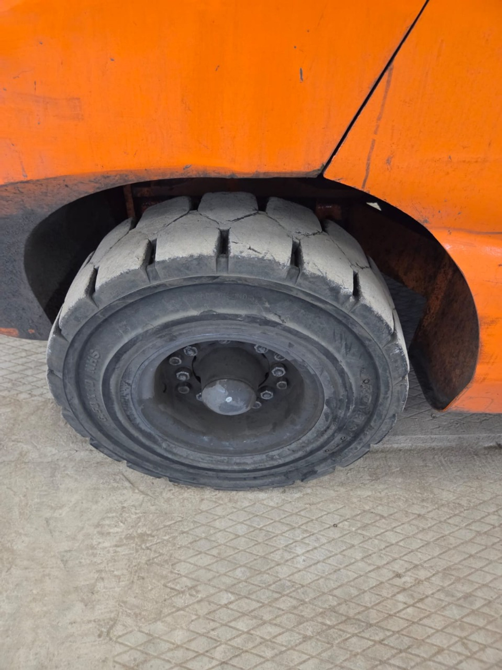 Lonking LG* Вилочный погрузчик LG35DT(Дизельный, 2,7 л, 50 л.с. АТ)