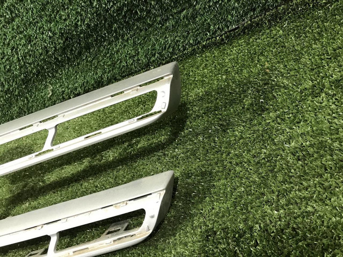 Накладка решетки радиатора Mercedes GLS x166 (2015-2019)