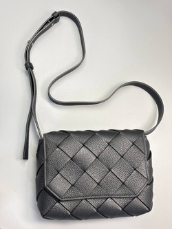 Сумка-мессенджер Bottega Veneta