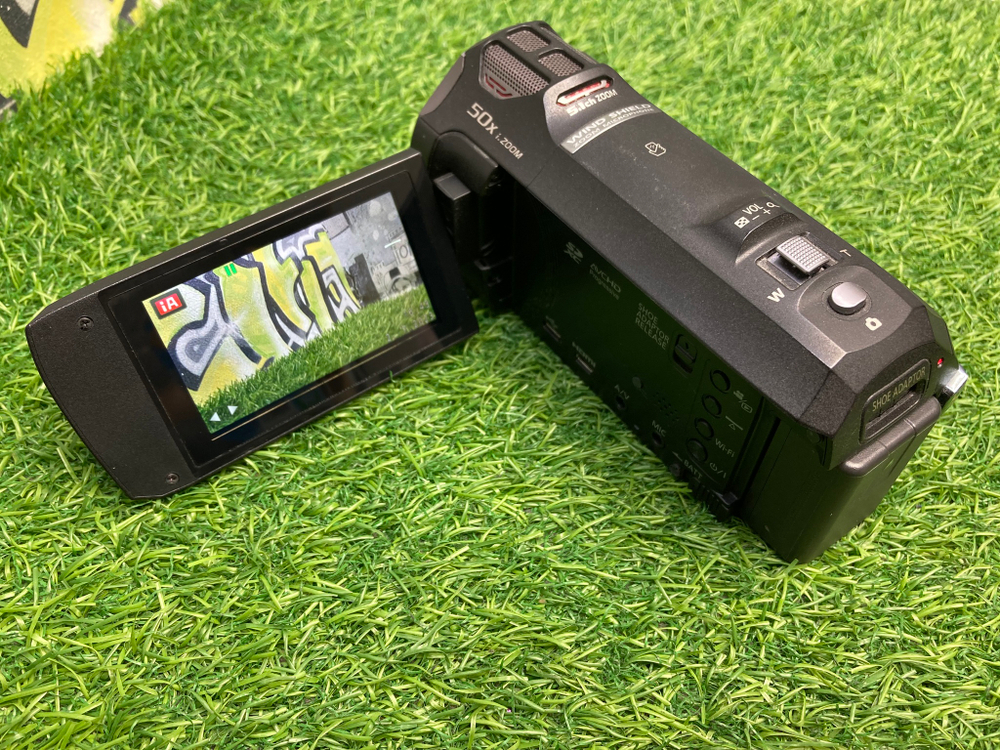 Panasonic HC-V770