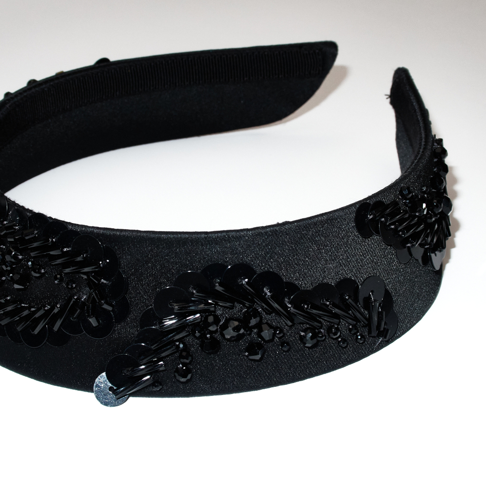 Кокошник с декором из пайеток