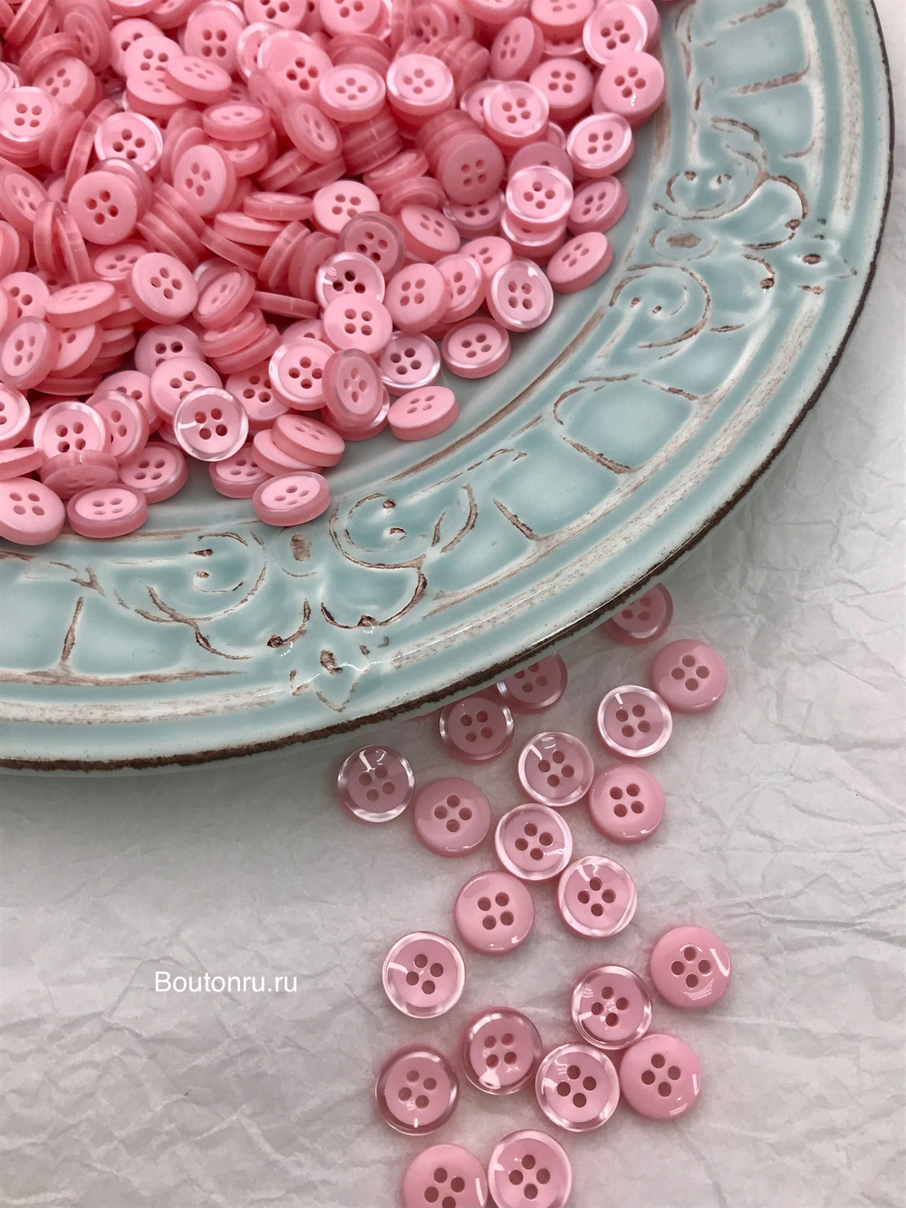 Пуговицы на прокол розовые с окантовкой