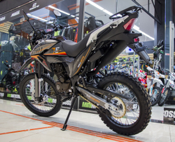Мотоцикл Regulmoto Tour Enduro (c баланс. вал., 5 скоростей) ПТС (черный/оранжевый)