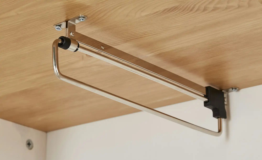 Шкаф Хельсинки для прихожей белый воск/антик