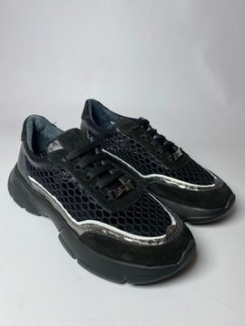 Кроссовки женские