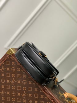 Louis Vuitton Saumur BB
