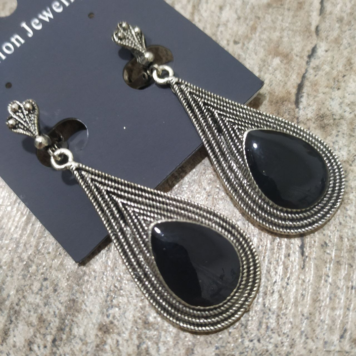 Серьги на англ.заст Bohemia капля веревочный узор эмаль черная металл античный серебристый