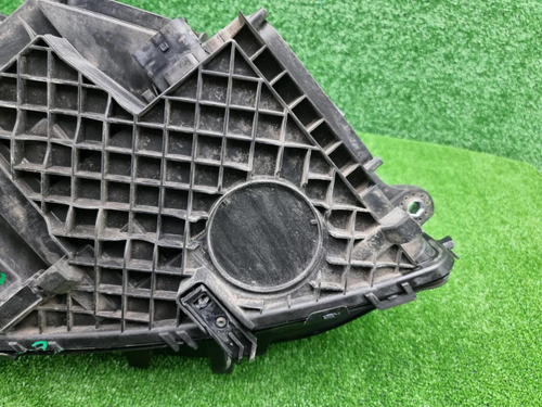 Фара левая Mercedes GLC X253 (2015-2019) LED