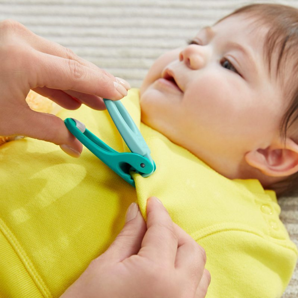 Fisher-Price Clipimals - Зажим для клипборда и пустышки Otter GJD29