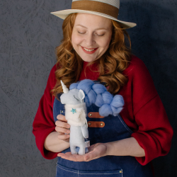 Игрушка ручной работы Единорог