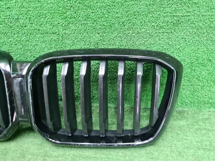 Решетка радиатора BMW X3 G01 (2021-н.в.)