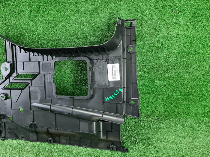 Накладка двигателя правая Geely Tugella (2019-н.в)