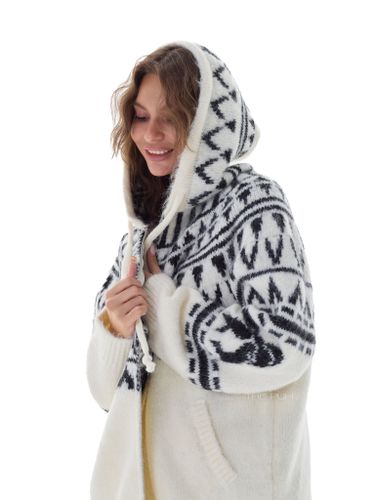 Молочный свитер на молнии с капюшоном