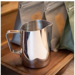 Питчер молочник 450 мл Latte Pro Slope d 8,1 см h11,3 см нерж. P.L.- Barbossa