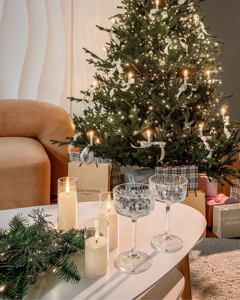 Ель искусственная «Царевна леса» (Литая хвоя) 270 см / 2,7 м