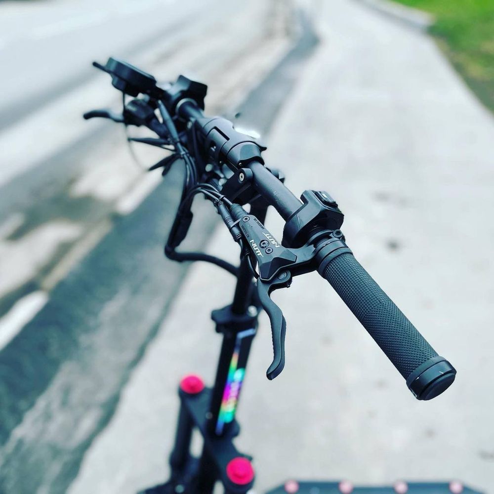 Электросамокат Currus R11 Pro фото 1 фото №3