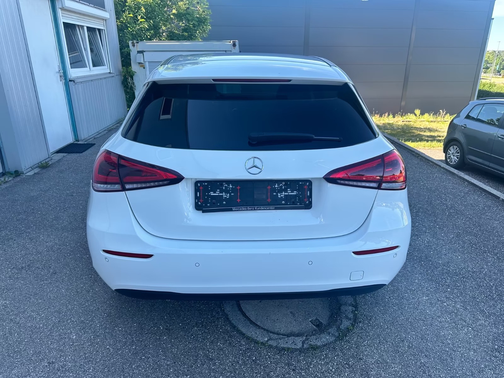 Mercedes-Benz A 180