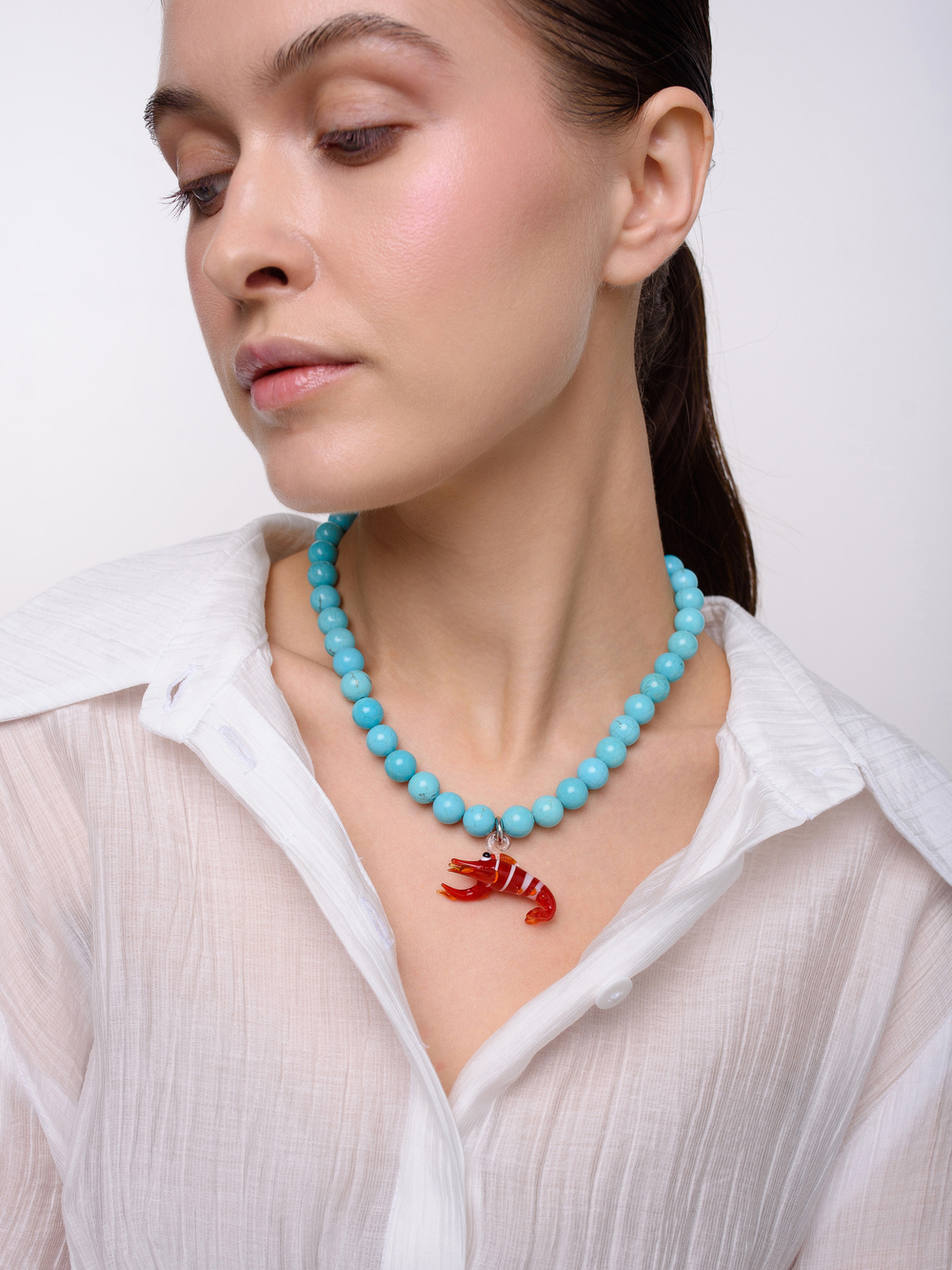 Колье из турквенита