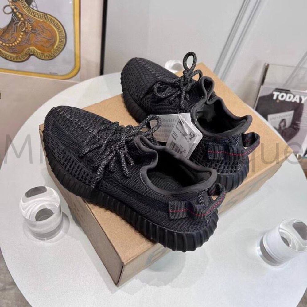 Кроссовки Adidas X Yeezy Boost 350 V2 Core Black