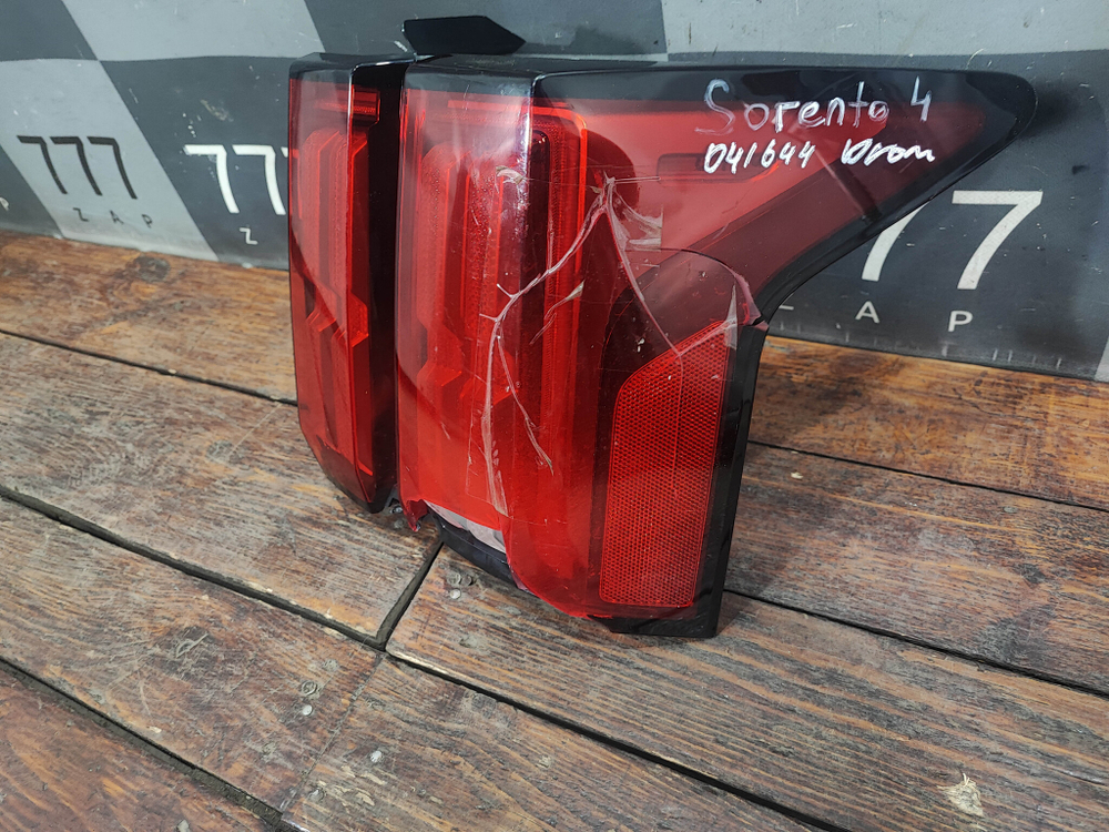 Фонарь задний правый Kia Sorento 4 (MQ4) 20-нв Б/У Оригинал 92402P2100