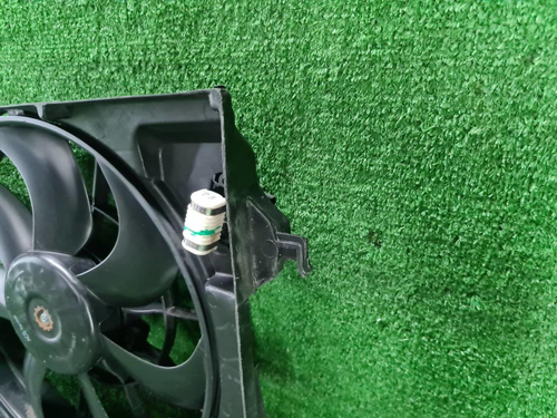 Диффузор с вентилятором Hyundai Solaris 1 (2010-2017)