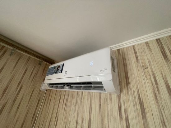 Сплит-система Electrolux Skandi EACS-12HSK/N3_24Y комплект