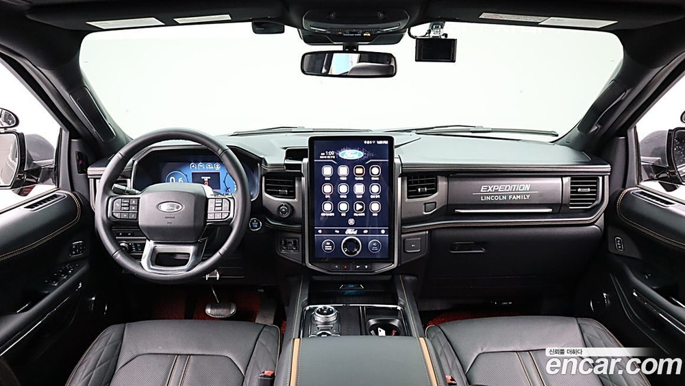 Ford Expedition Platinum 4WD (12.2022)
