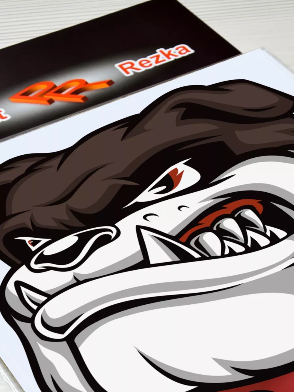 Наклейка - Злая собака в ошейнике