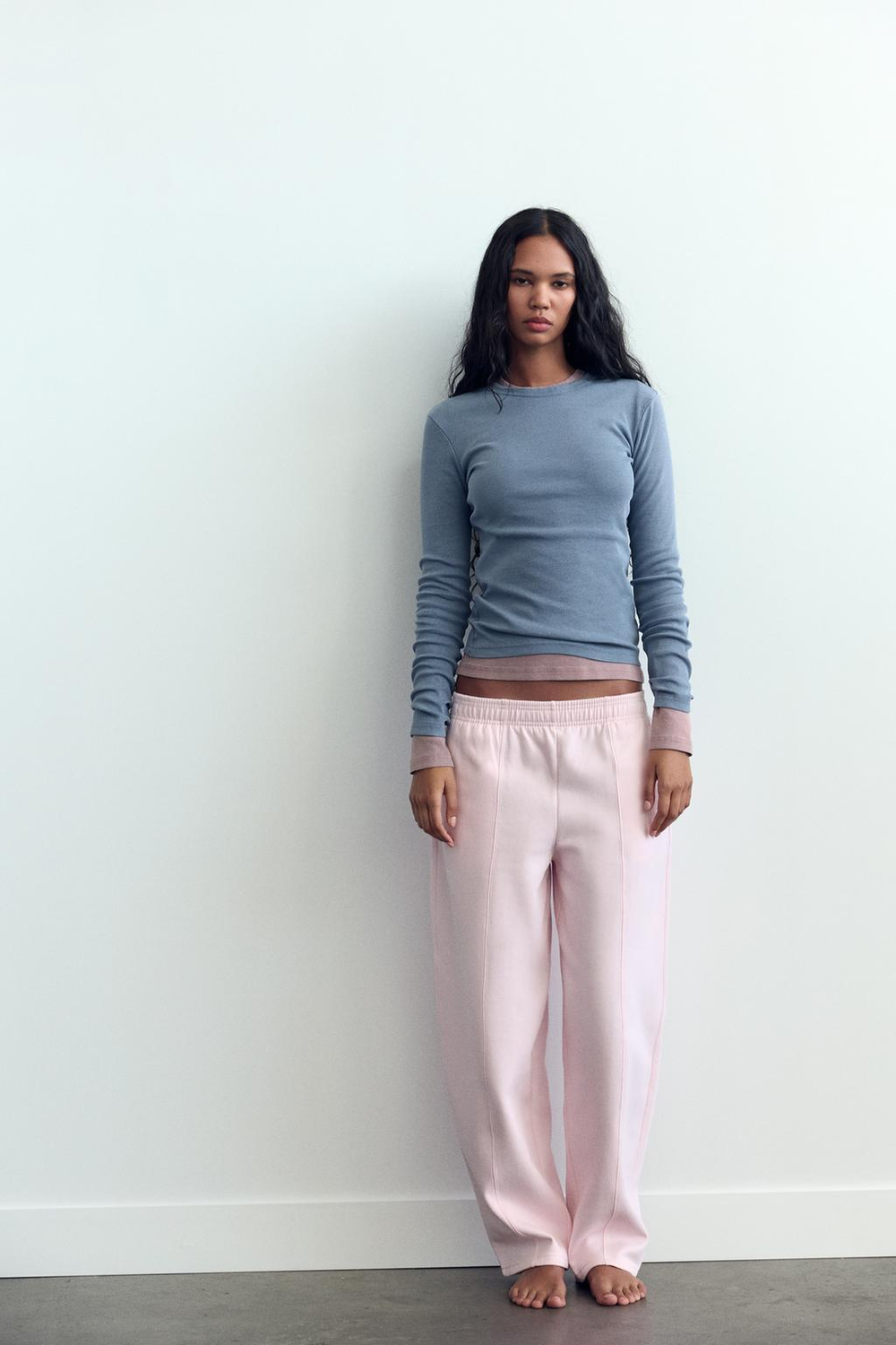 Брюки carrot fit из мягкой ткани