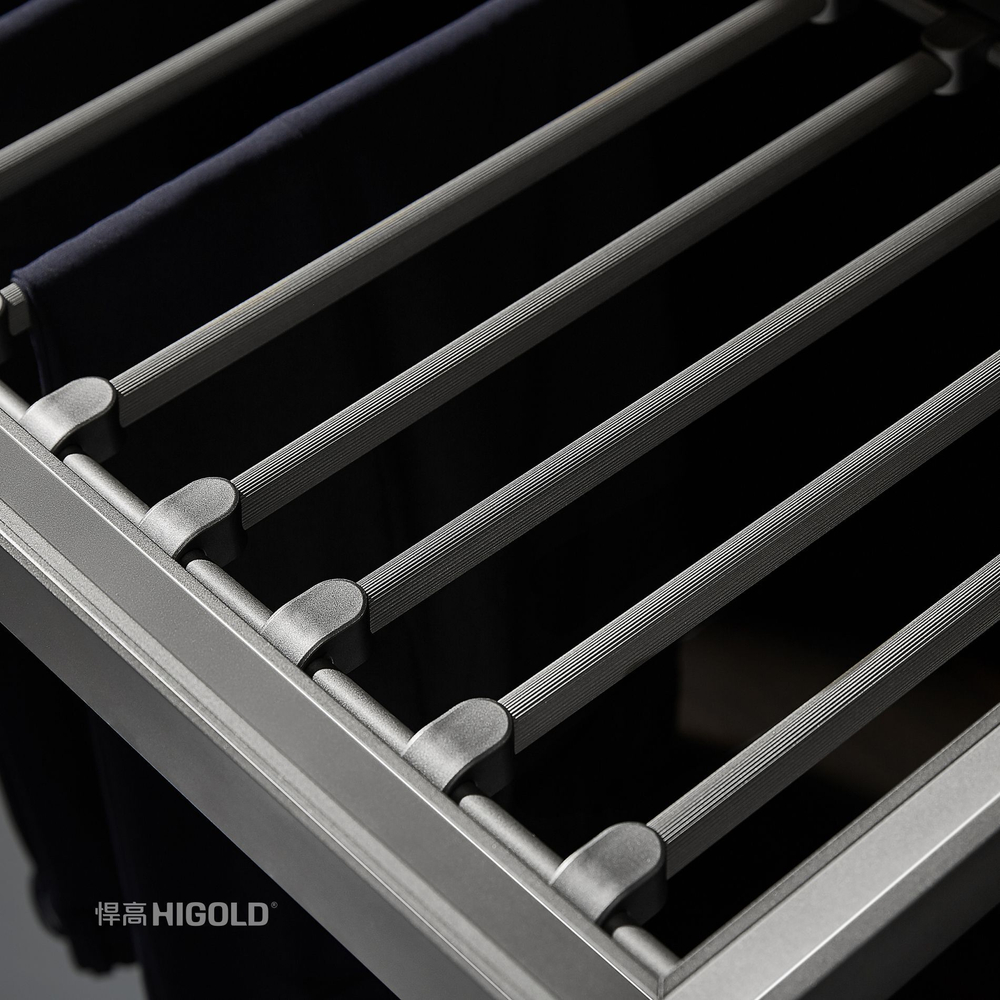 Вешалка для брюк, 764x465x60 мм