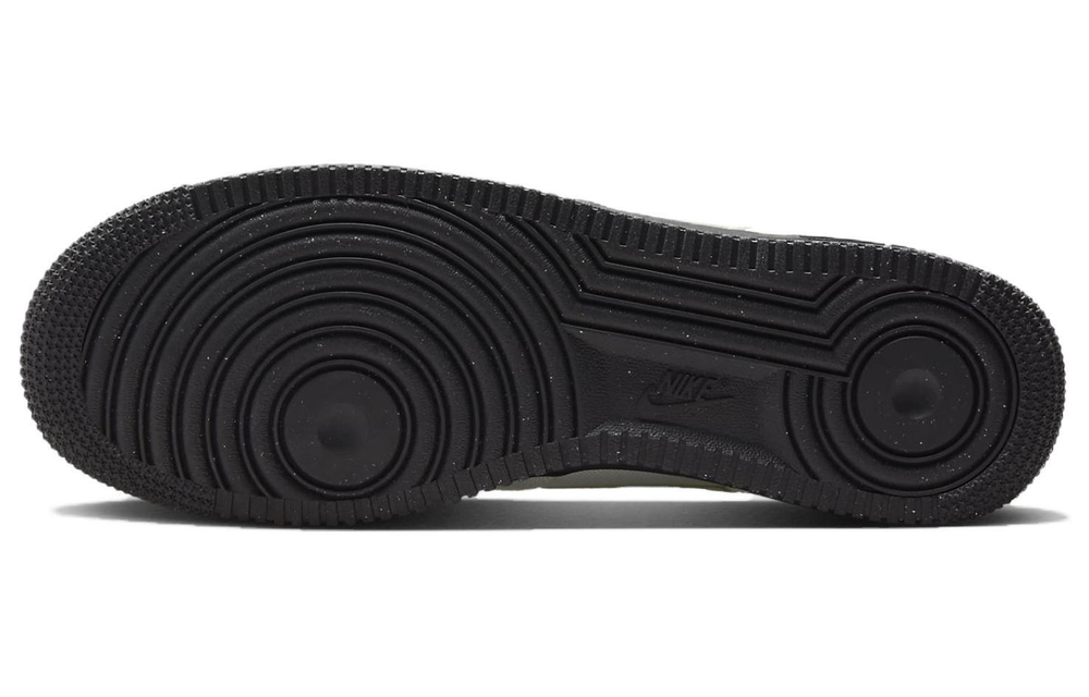 Кроссовки Nike Air Force 1 Low Next Nature