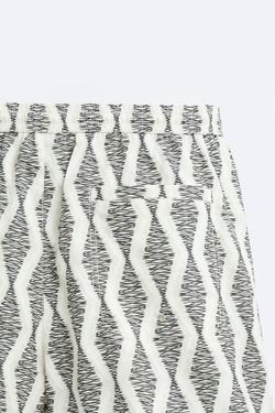 ZARA ДЛИННЫЕ ПЛАВКИ С ГЕОМЕТРИЧЕСКИМ ПРИНТОМ, ЧЕРНЫЙ