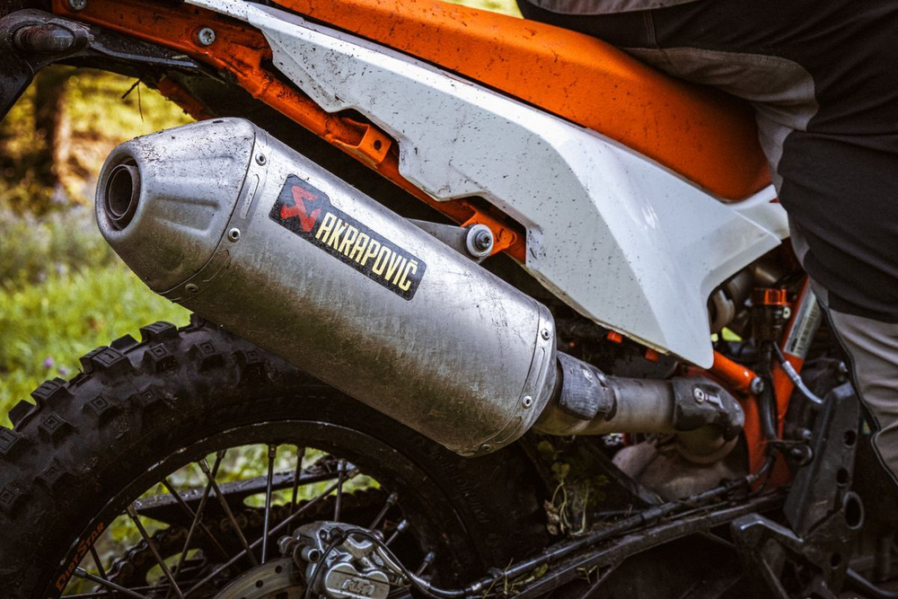 Глушитель KTM Akrapovič "Slip-on Line" 63505979100