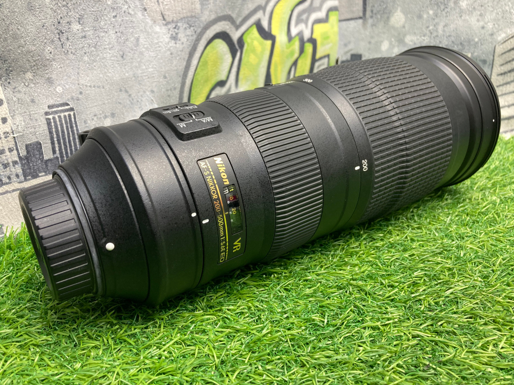 Nikon 200-500mm 5.6E ED VR